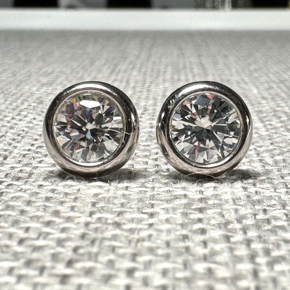 2.0 ctw Moissanite 925 Sterling Silver Stud Earrings Posts Rounds NEW G4